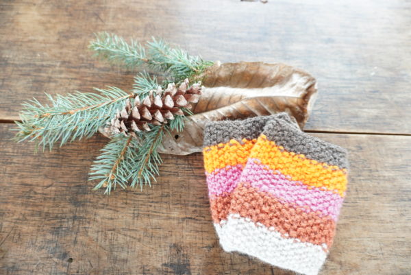 リストウォーマー掲載しました。